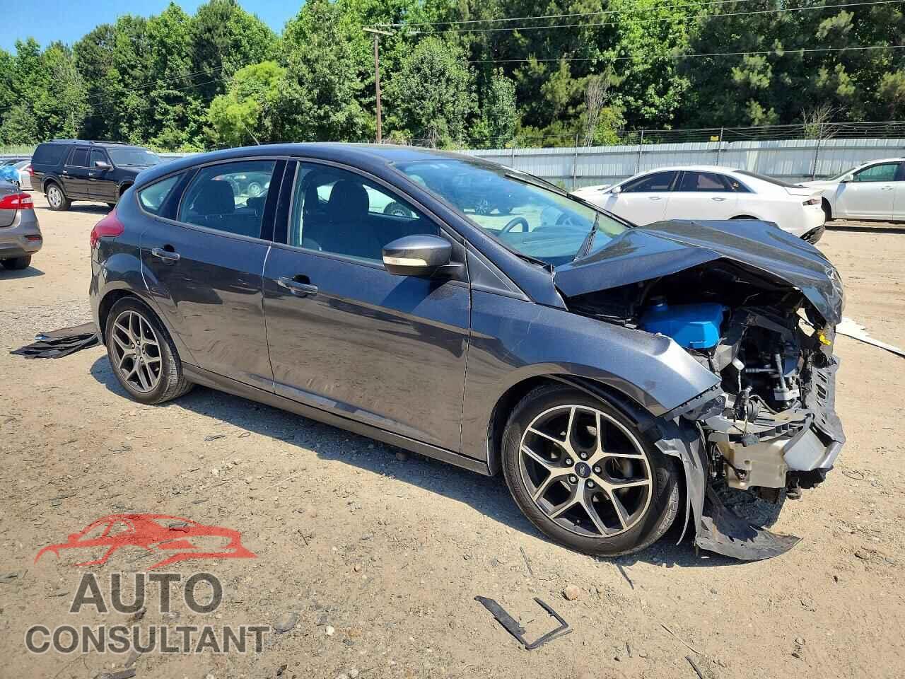 FORD FOCUS 2017 - 1FADP3M2XHL323174