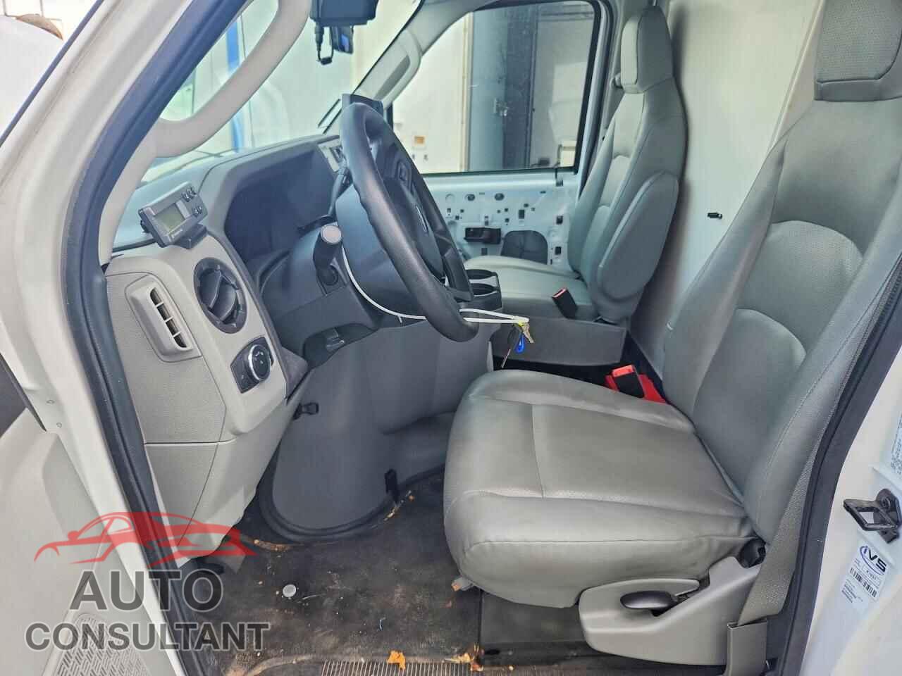 FORD ECONOLINE 2023 - 1FDWE3FK4PDD24976