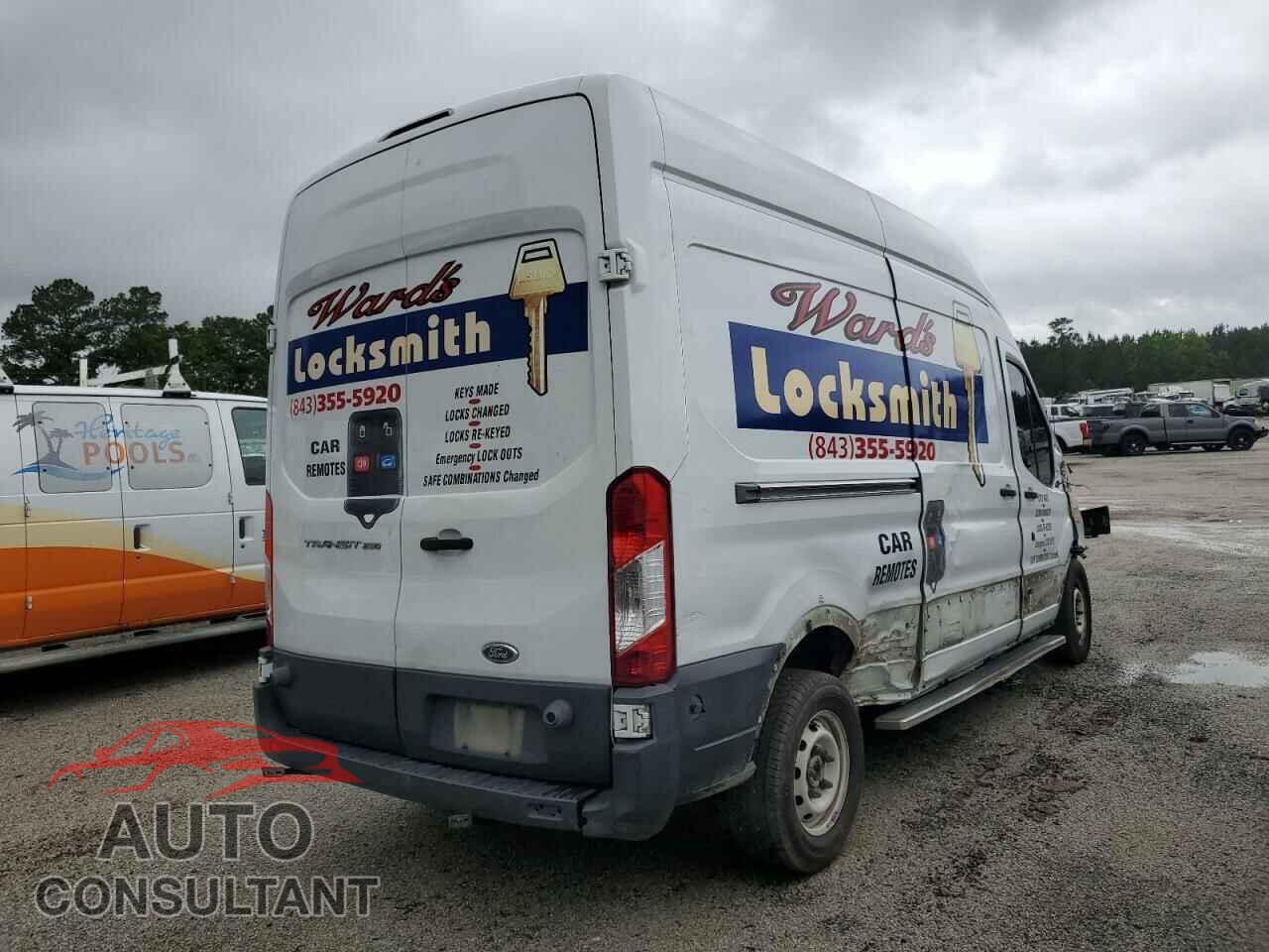 FORD TRANSIT 2015 - 1FTNR2XM4FKA89035