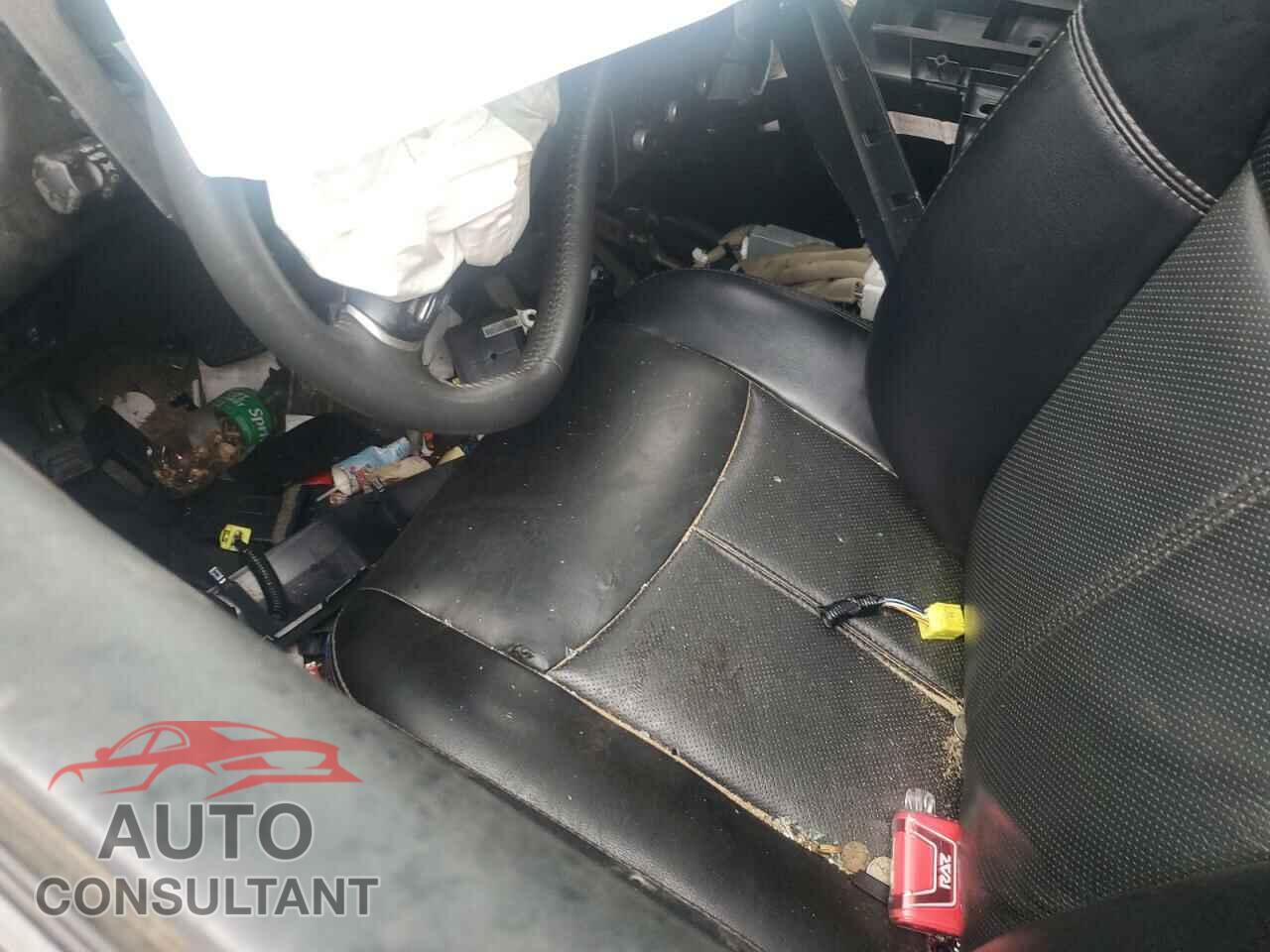 NISSAN PATHFINDER 2017 - 5N1DR2MNXHC672226