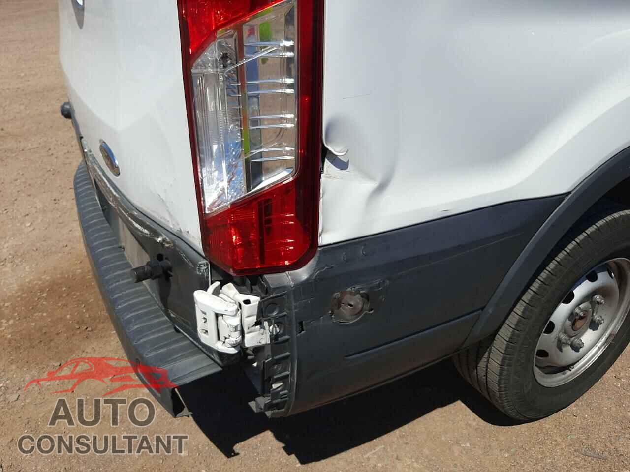 FORD TRANSIT 2018 - 1FTYR2XMXJKA24986