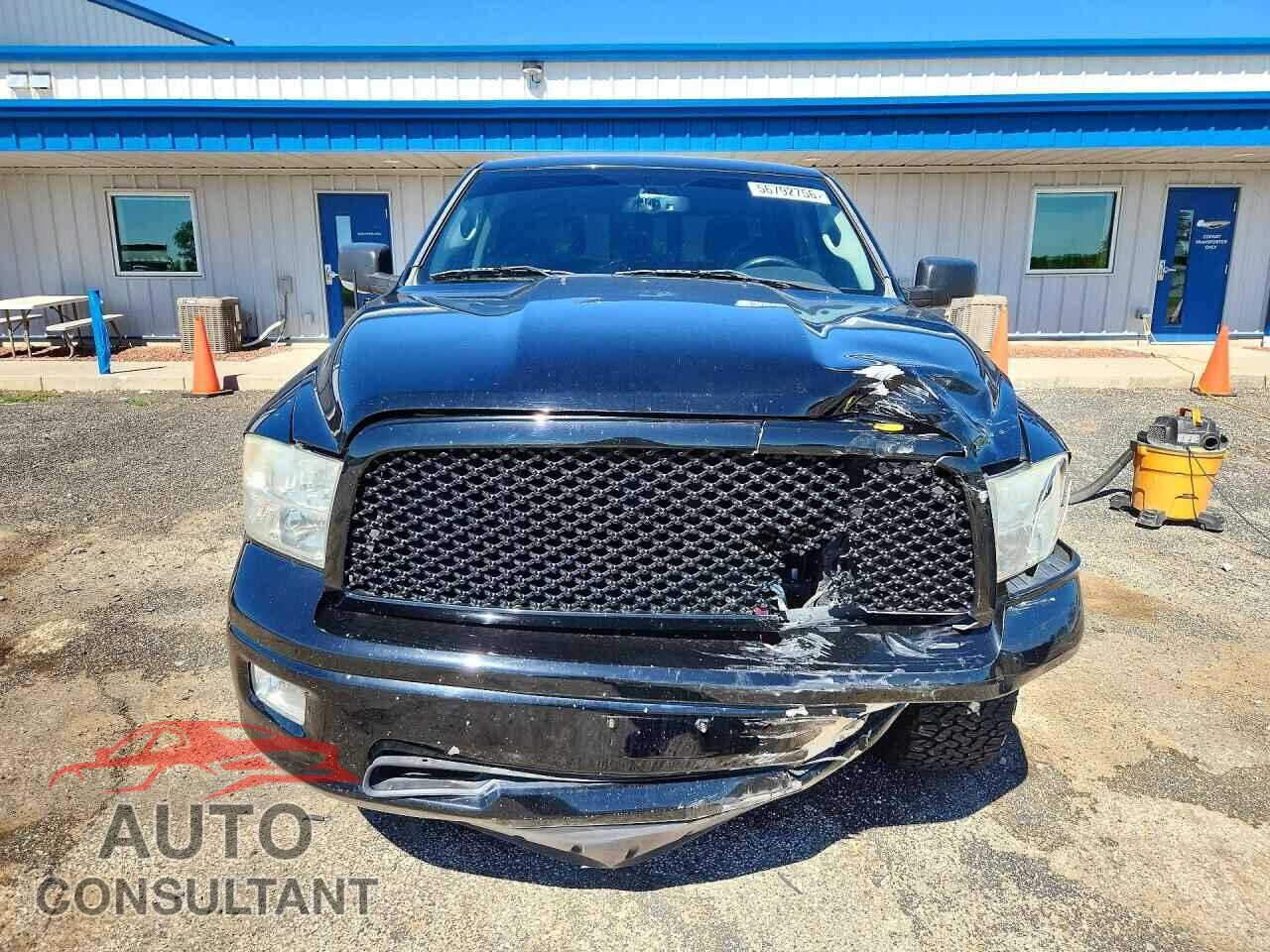 DODGE RAM 1500 2012 - 1C6RD7NT9CS172132