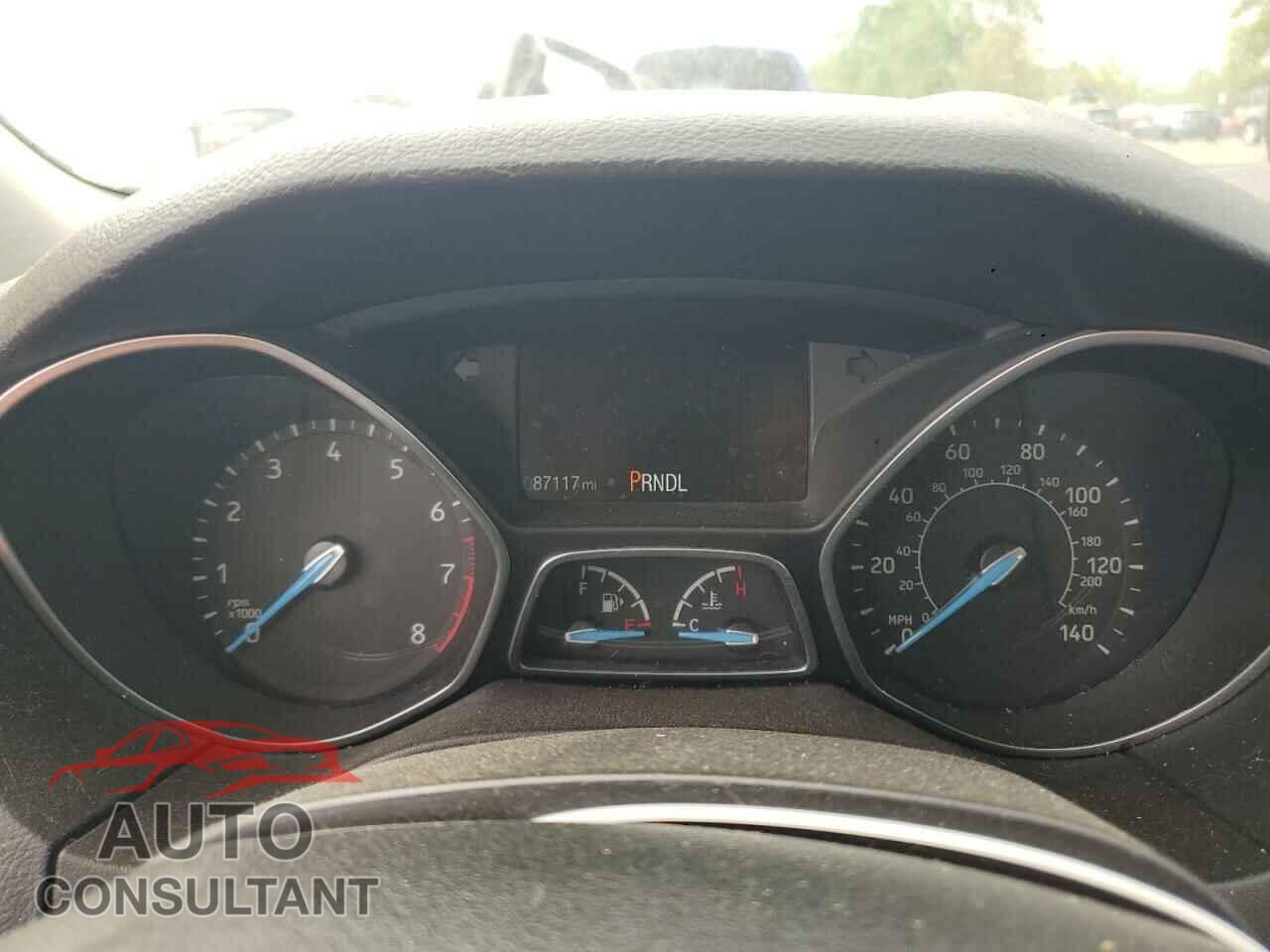 FORD FOCUS 2017 - 1FADP3F23HL328178