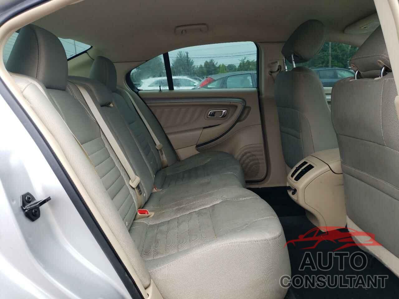 FORD TAURUS 2017 - 1FAHP2D8XHG126658