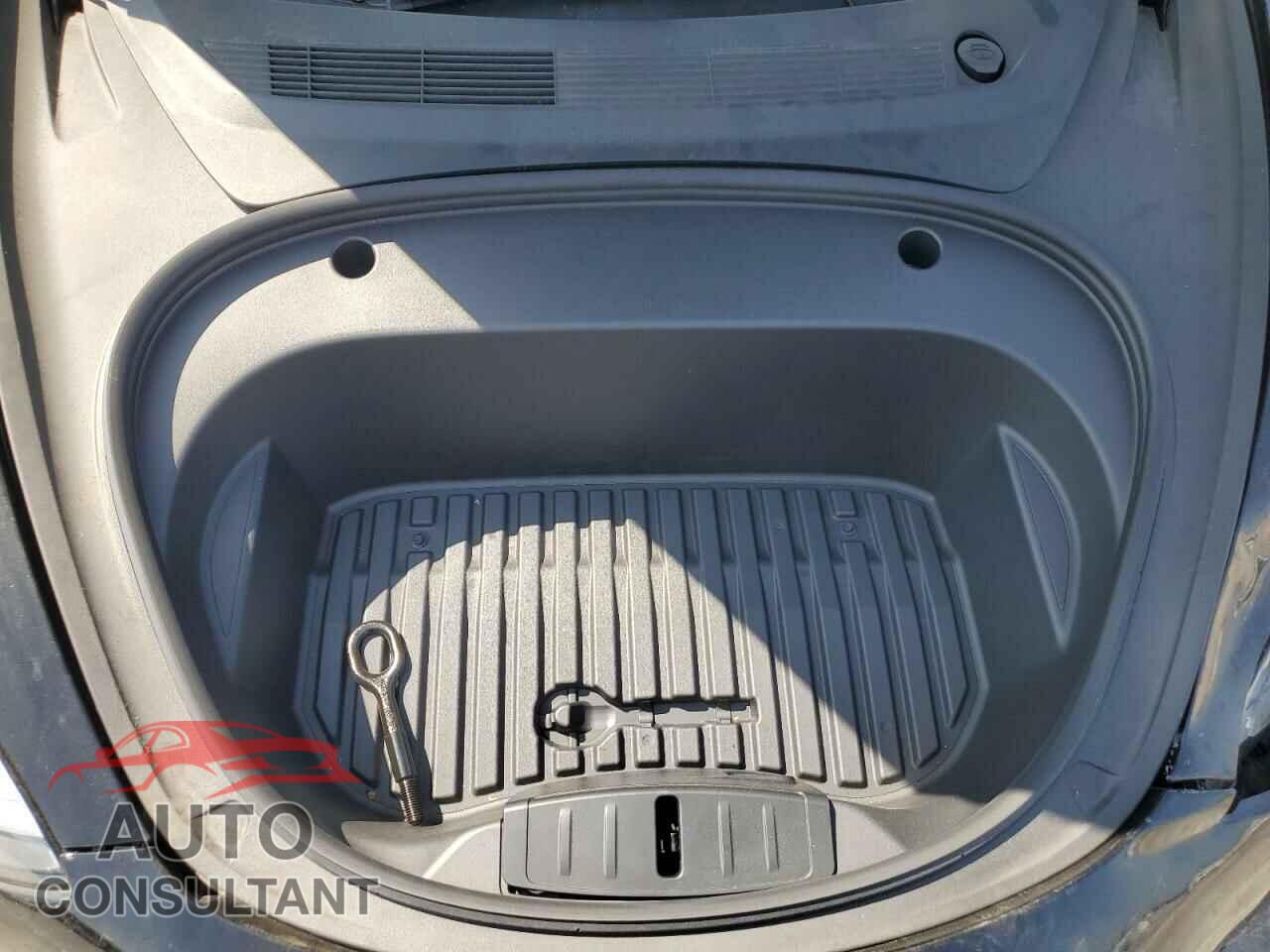 TESLA MODEL 3 2023 - 5YJ3E1EB9PF388825