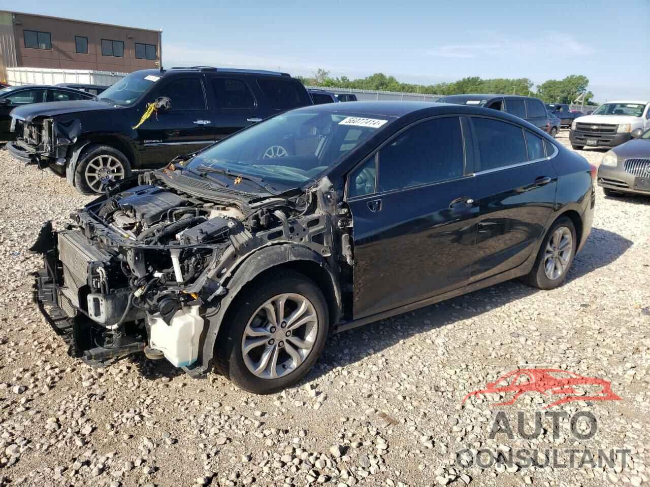 CHEVROLET CRUZE 2019 - 1G1BE5SM1K7142884