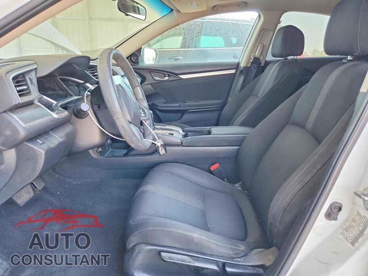 HONDA CIVIC 2017 - 19XFC2F78HE211399