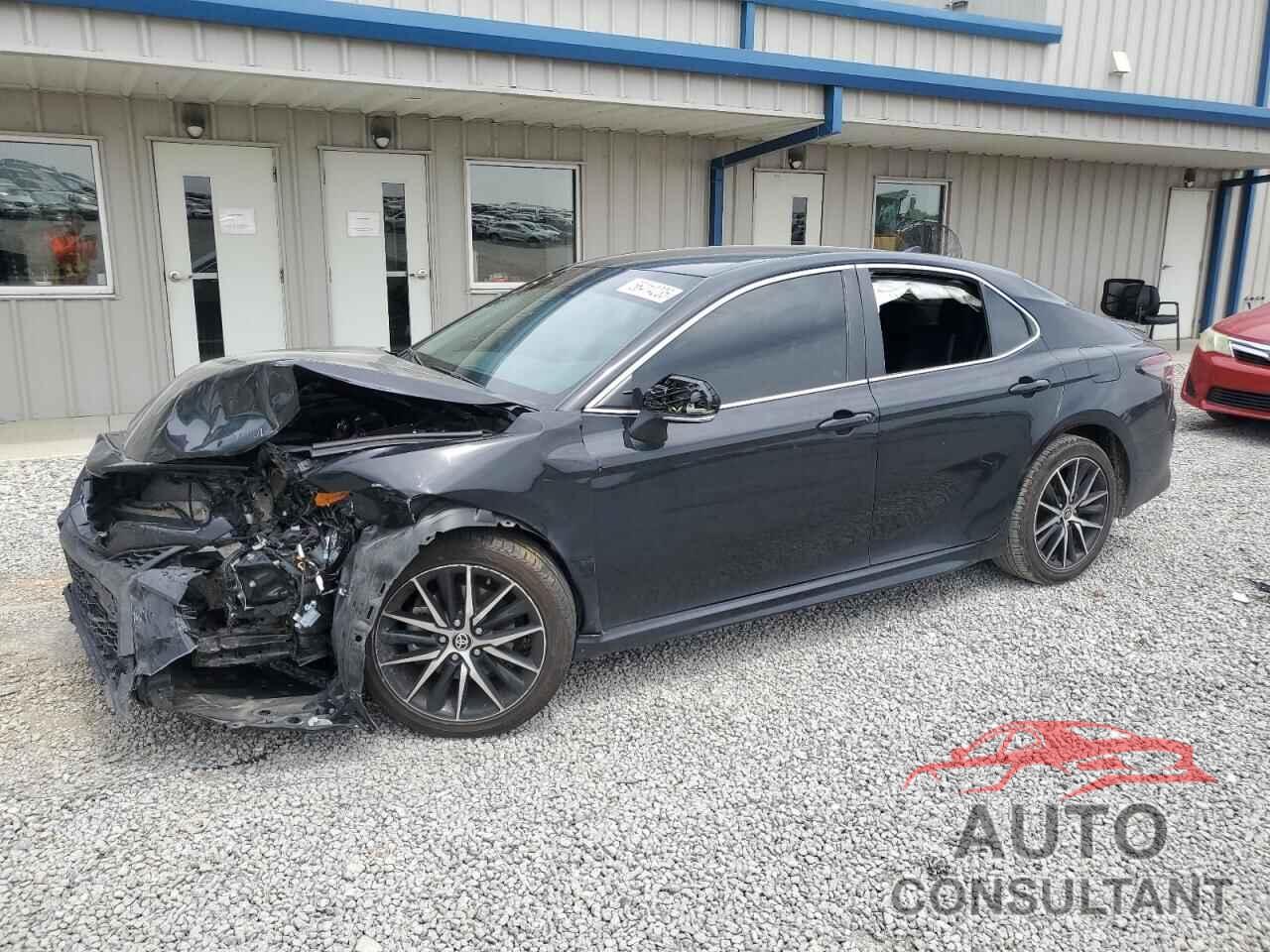 TOYOTA CAMRY 2022 - 4T1G11AK7NU709697