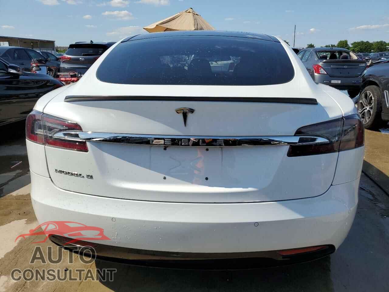 TESLA MODEL S 2016 - 5YJSA1E17GF150485