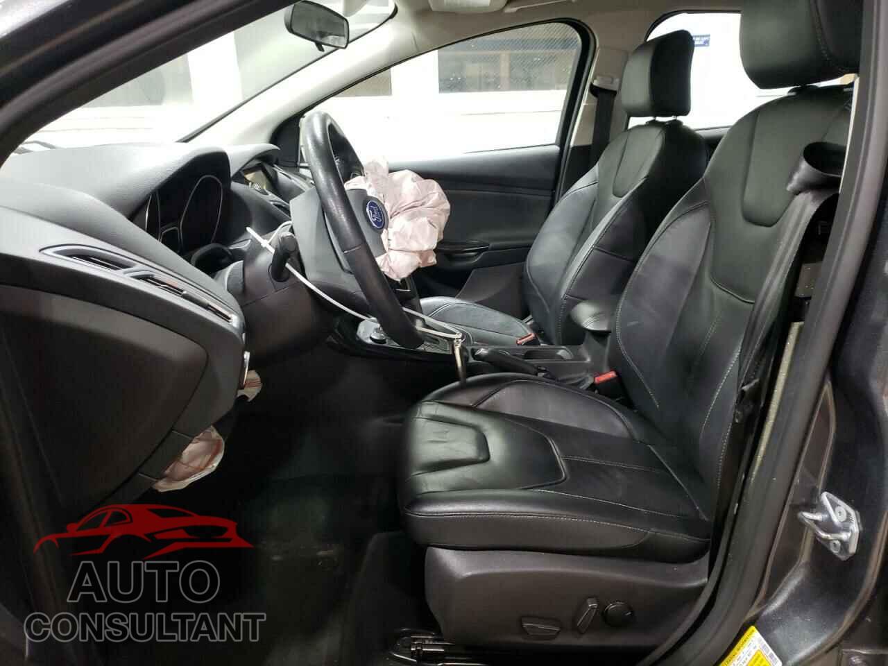 FORD FOCUS 2017 - 1FADP3J20HL238784