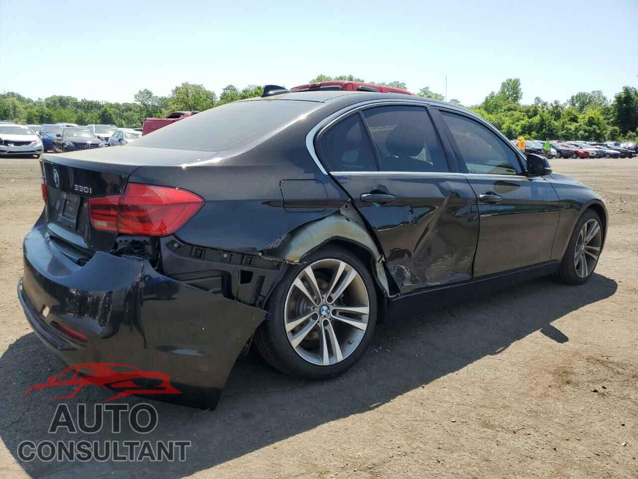 BMW 3 SERIES 2018 - WBA8D9C54JEB35831