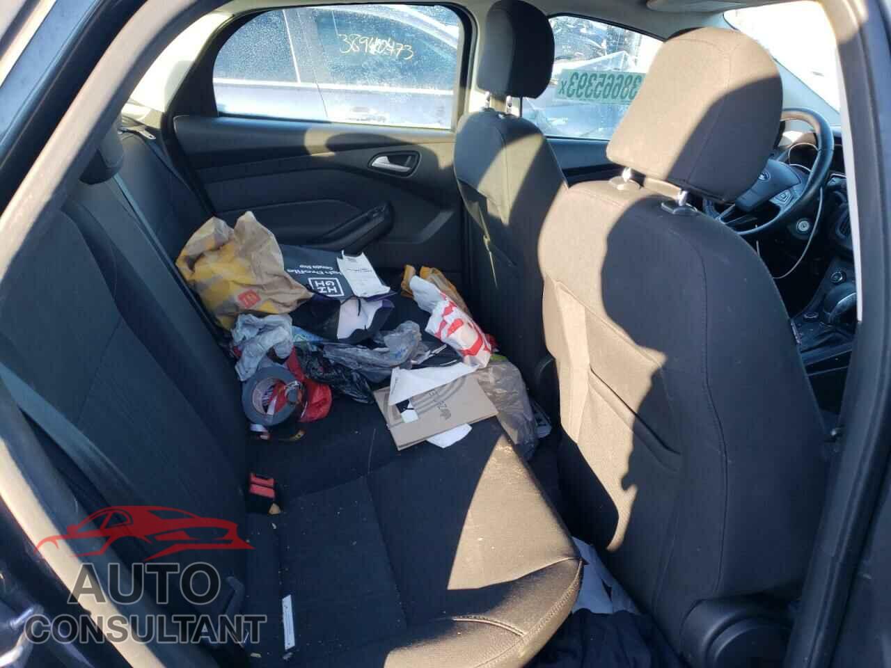 FORD FOCUS 2017 - 1FADP3F27HL213924