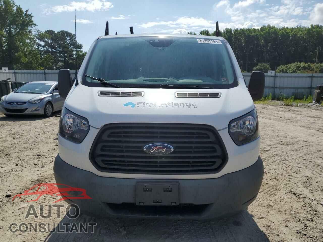 FORD TRANSIT 2017 - 1FTYR1ZMXHKB13295