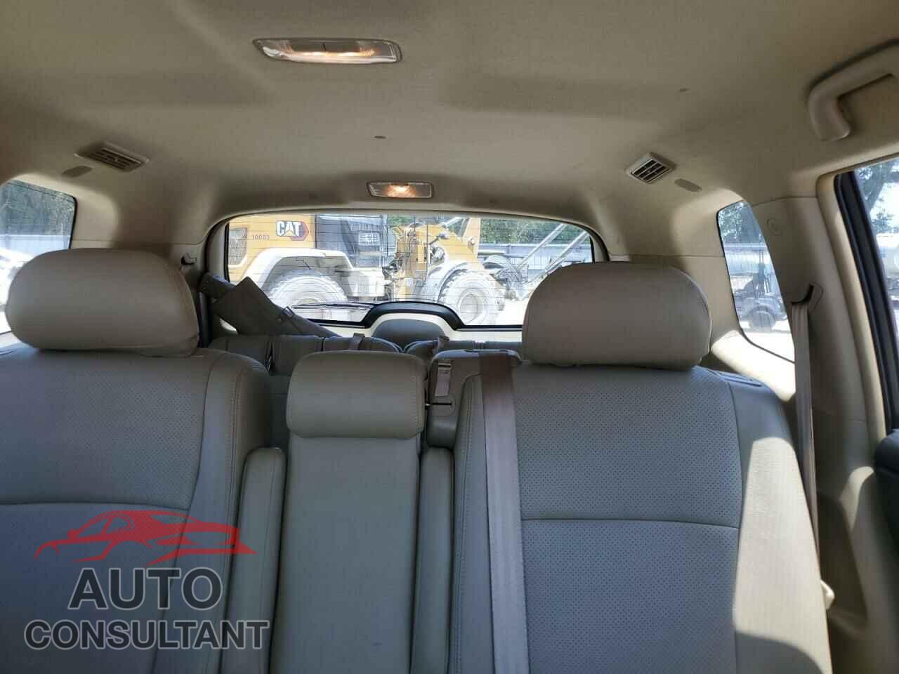 TOYOTA HIGHLANDER 2013 - 5TDZK3EH8DS123131