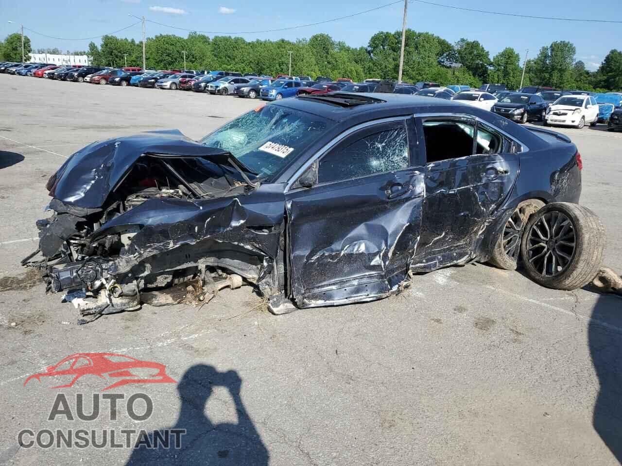 FORD TAURUS 2017 - 1FAHP2E87HG125501