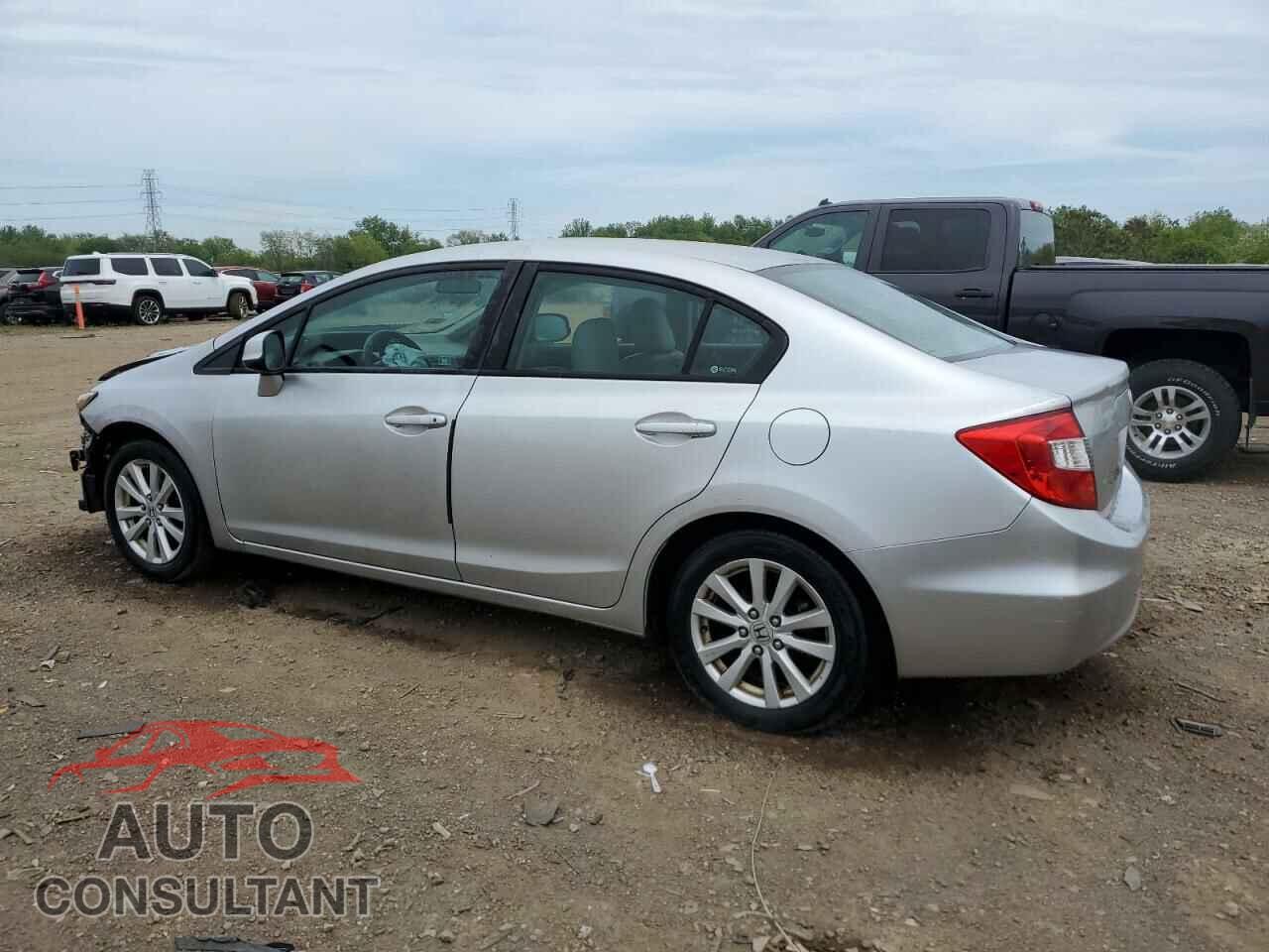 HONDA CIVIC 2012 - 2HGFB2F98CH322571