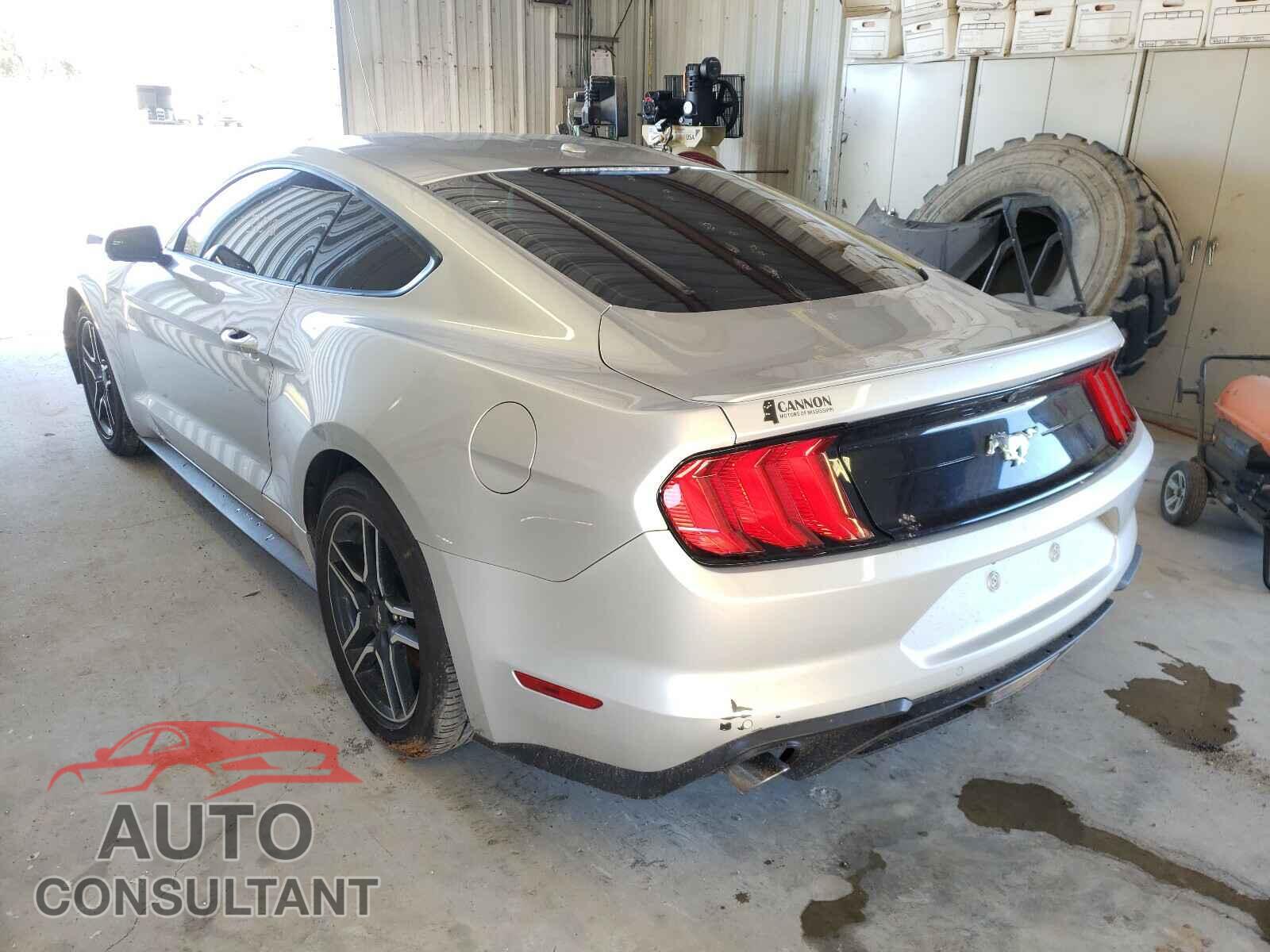 FORD MUSTANG 2019 - 1FA6P8TH5K5162112
