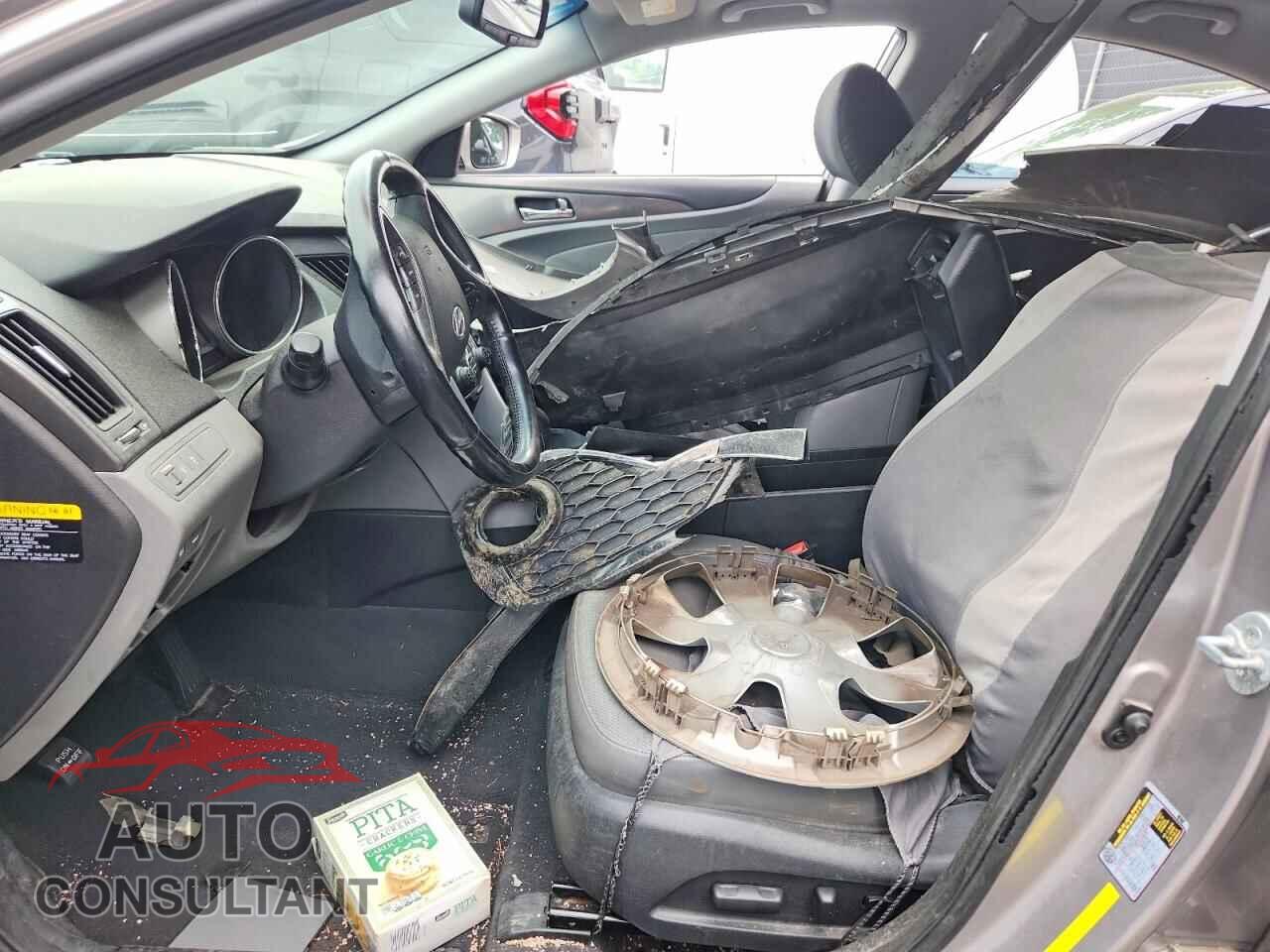 HYUNDAI SONATA 2014 - KMHEC4A44EA103277