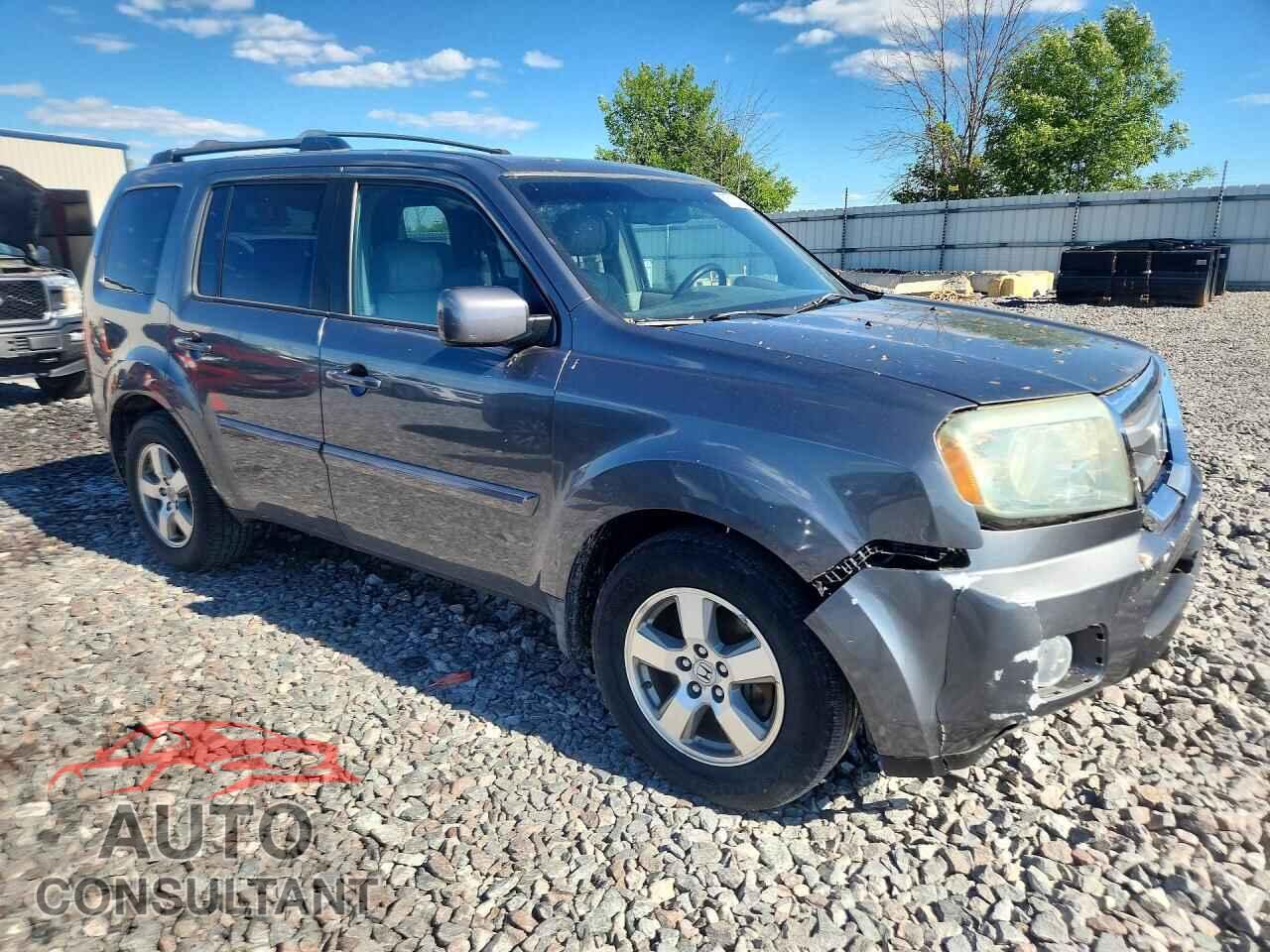 HONDA PILOT 2011 - 5FNYF4H50BB009827