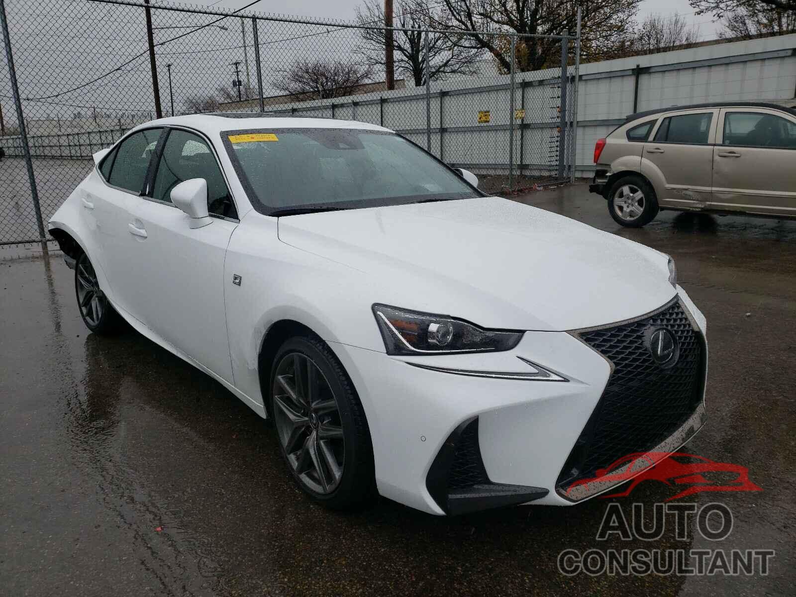 LEXUS IS 2020 - JTHGZ1E20L5018010