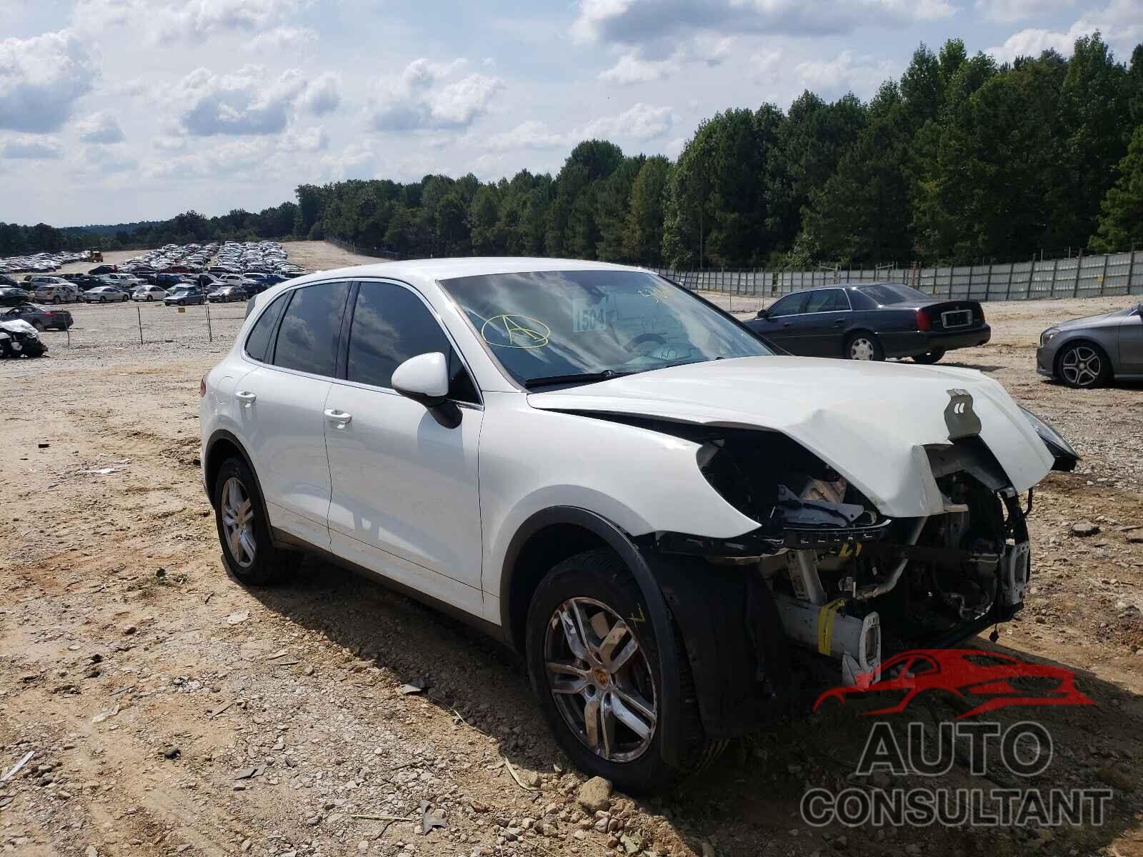 PORSCHE CAYENNE 2016 - WP1AA2A23GKA14159