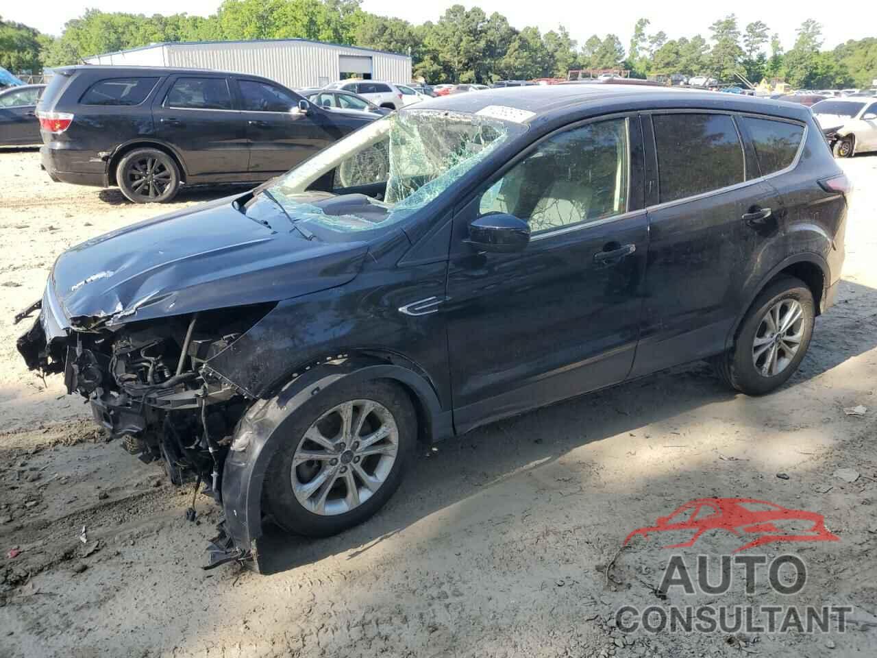 FORD ESCAPE 2017 - 1FMCU0G96HUC81260