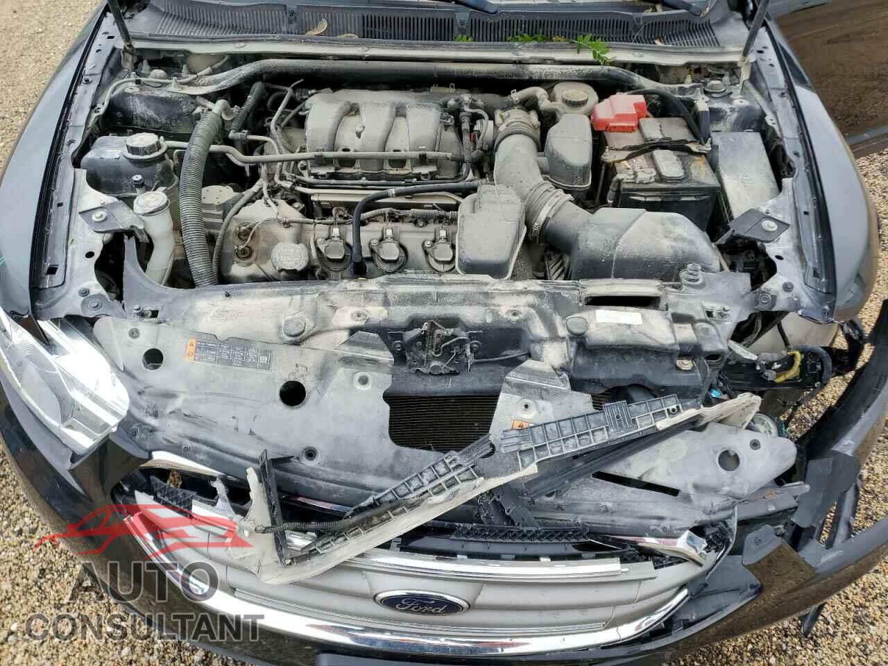 FORD TAURUS 2017 - 1FAHP2E86HG137669
