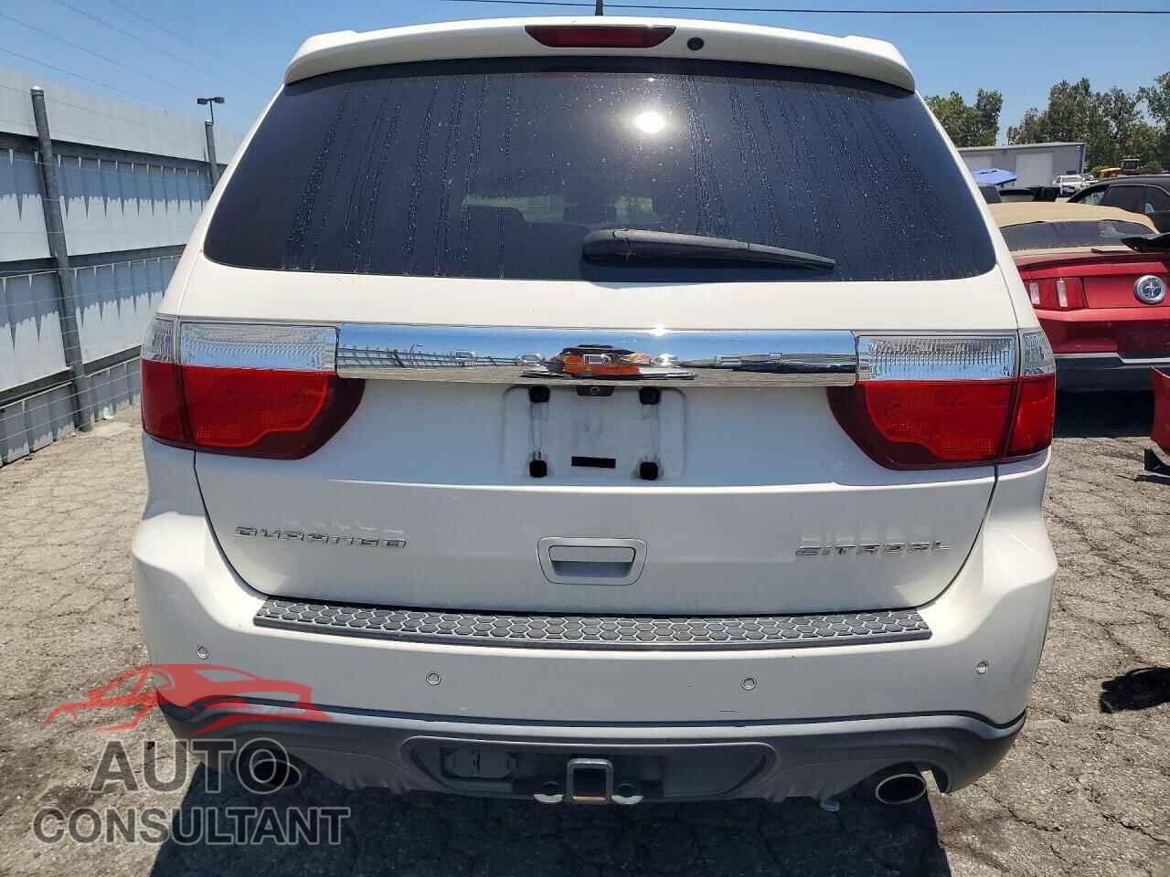 DODGE DURANGO 2012 - 1C4SDJET7CC211544