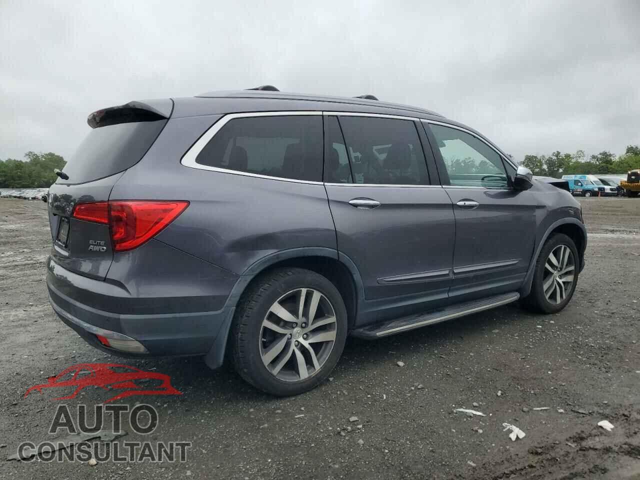 HONDA PILOT 2018 - 5FNYF6H04JB008923
