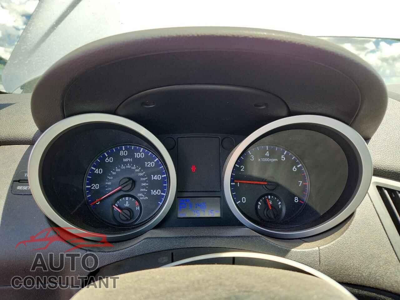 HYUNDAI GENESIS 2010 - KMHHU6KH8AU042399