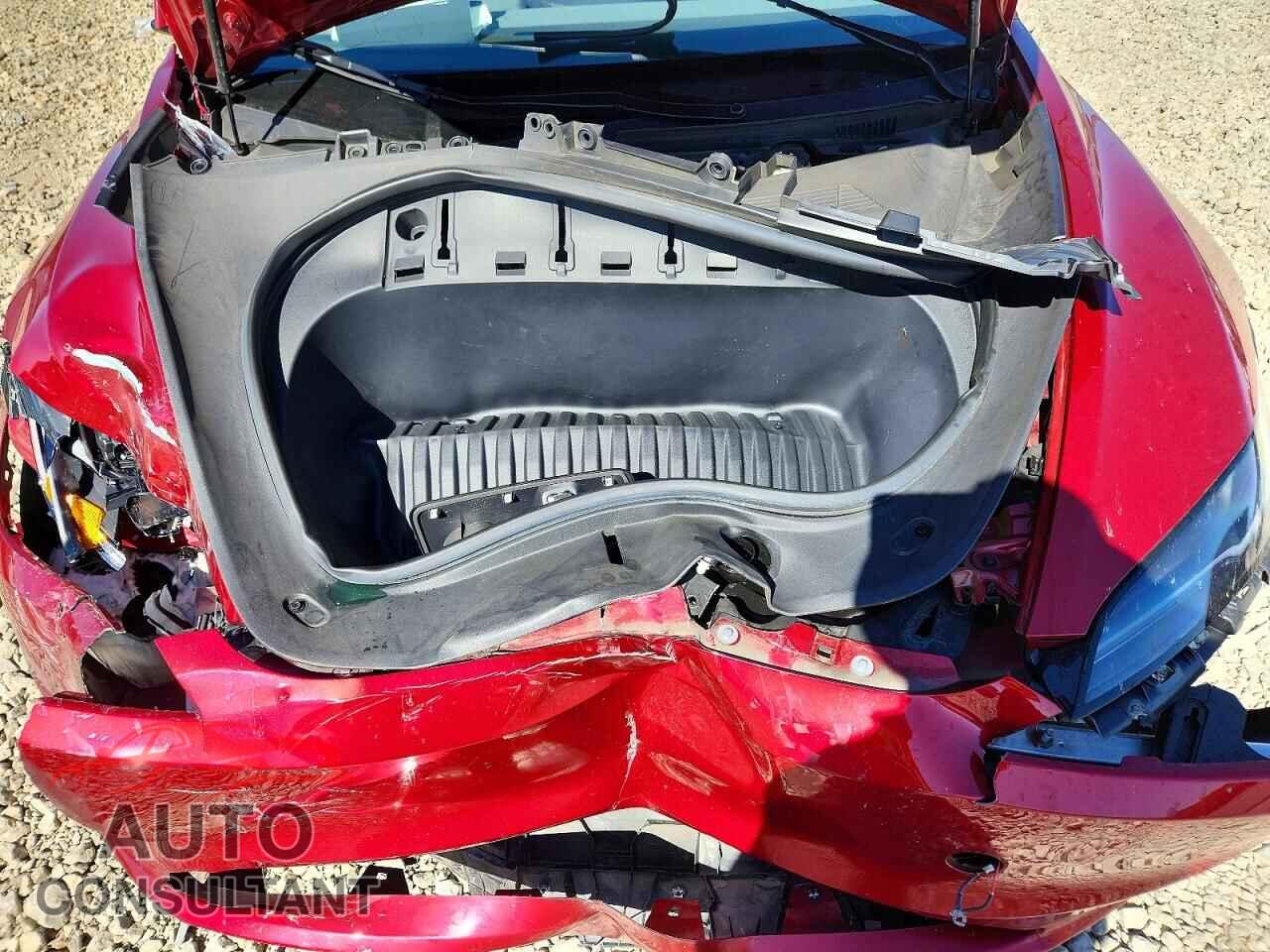 TESLA MODEL 3 2024 - 5YJ3E1EB7RF769852