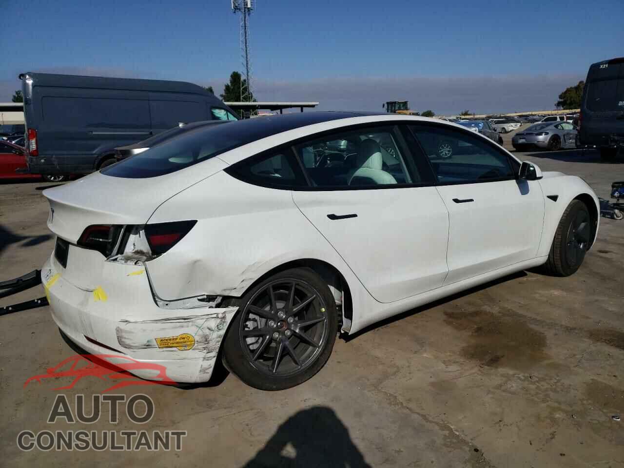 TESLA MODEL 3 2022 - 5YJ3E1EA1NF121697