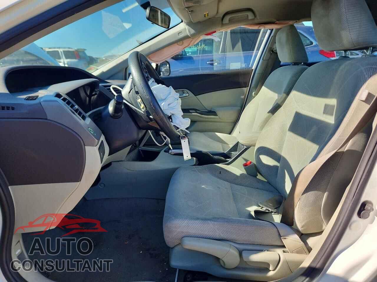 HONDA CIVIC 2012 - 2HGFB2F63CH527298