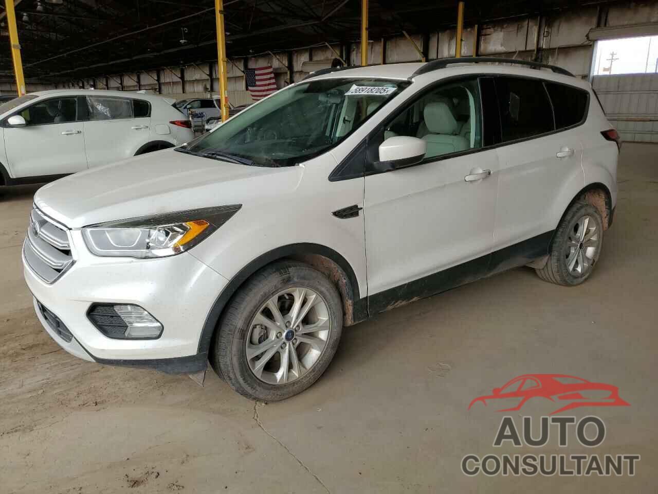 FORD ESCAPE 2018 - 1FMCU0HD3JUA20466