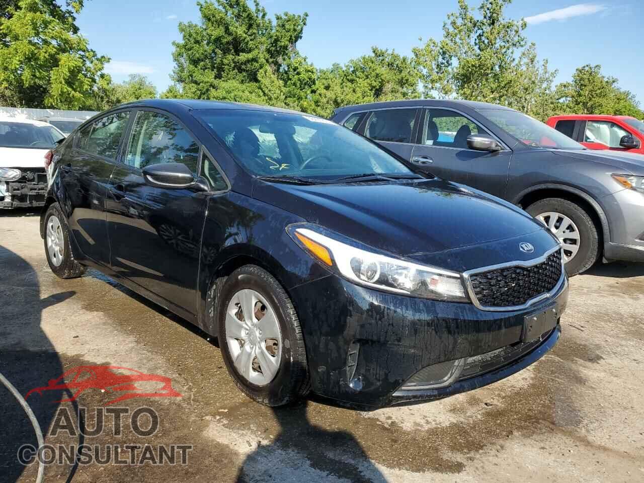 KIA FORTE 2017 - 3KPFK4A70HE058152