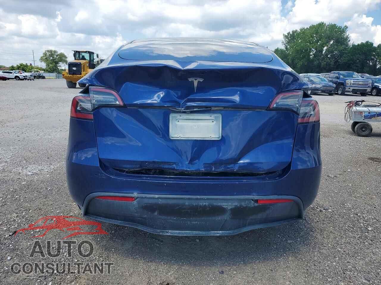 TESLA MODEL Y 2023 - 7SAYGAEE2PF714347