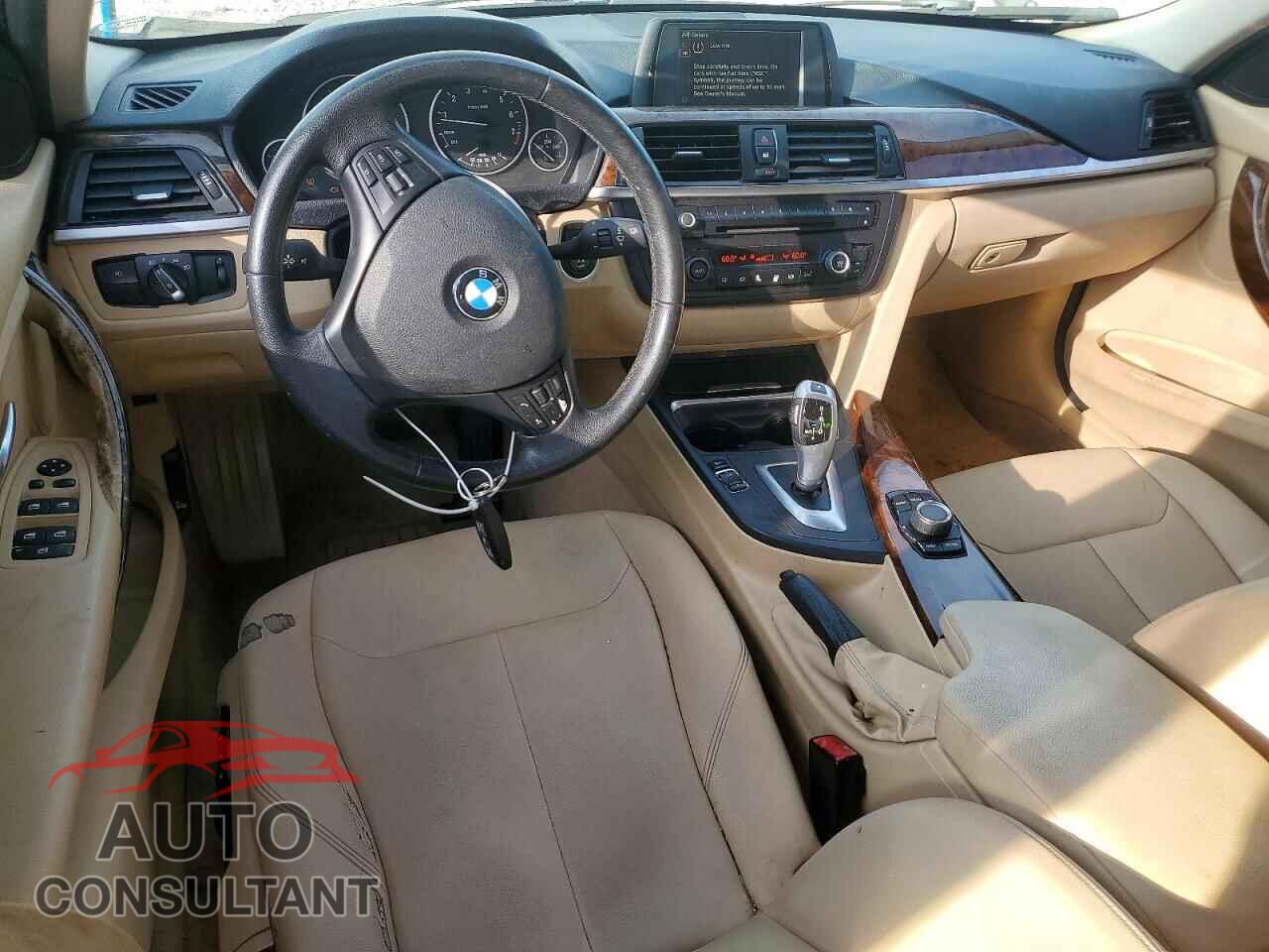 BMW 3 SERIES 2013 - WBA3A5C57DF359389