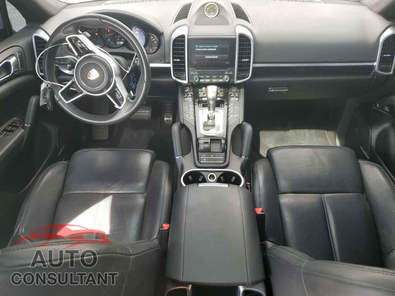 PORSCHE CAYENNE 2017 - WP1AA2A26HKA88225