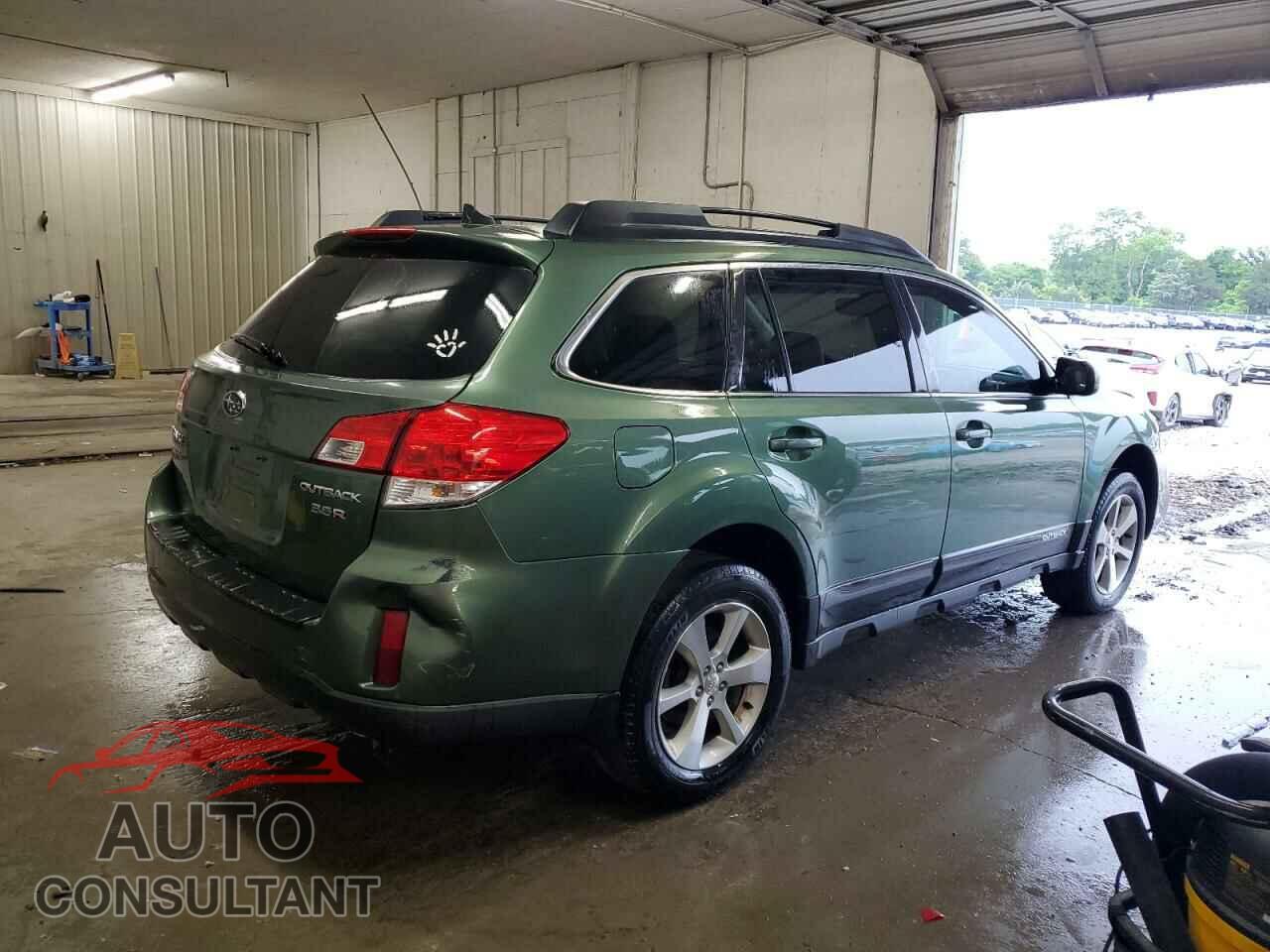 SUBARU OUTBACK 2013 - 4S4BRDKC5D2247999