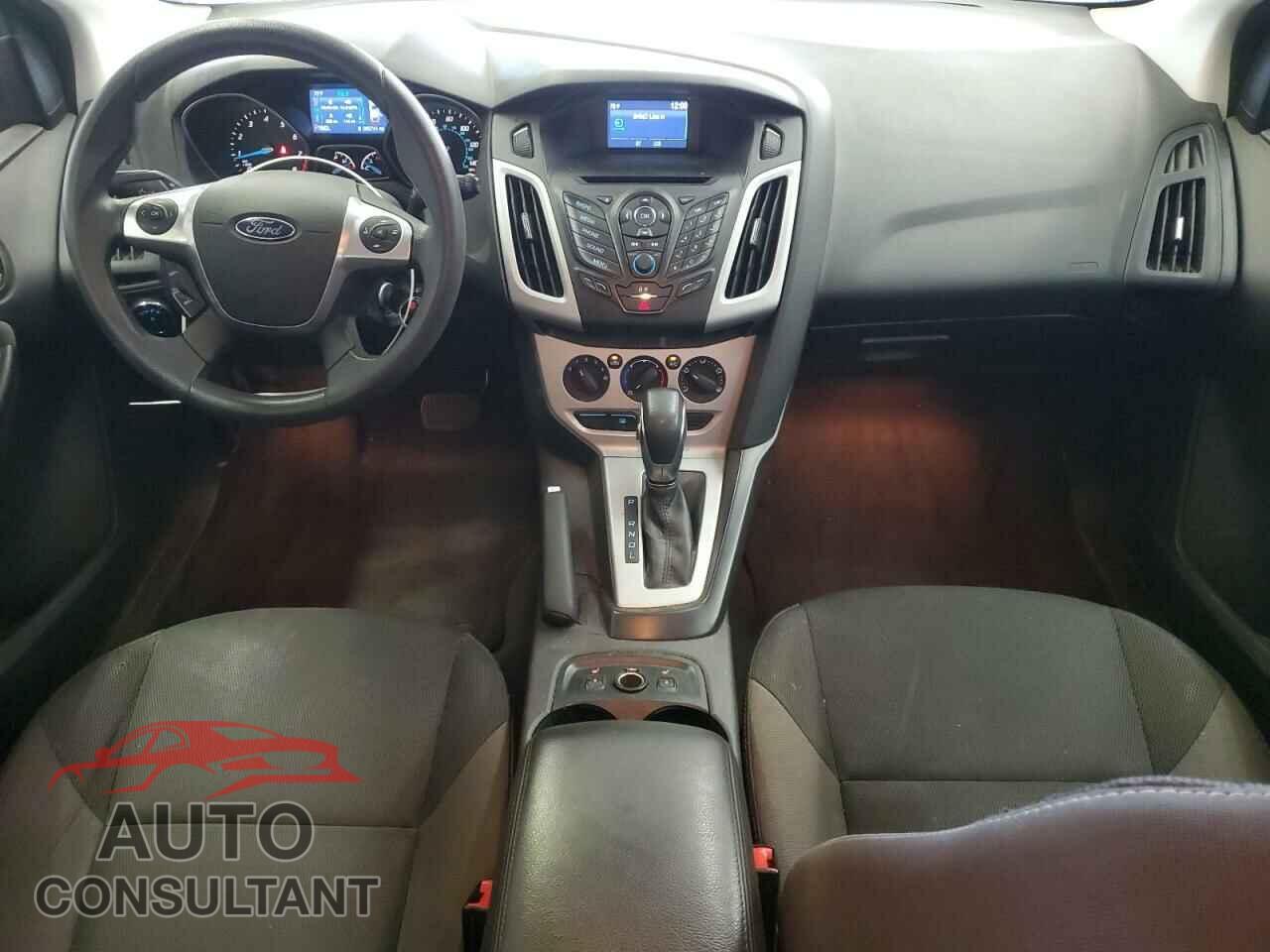 FORD FOCUS 2014 - 1FADP3K23EL255251