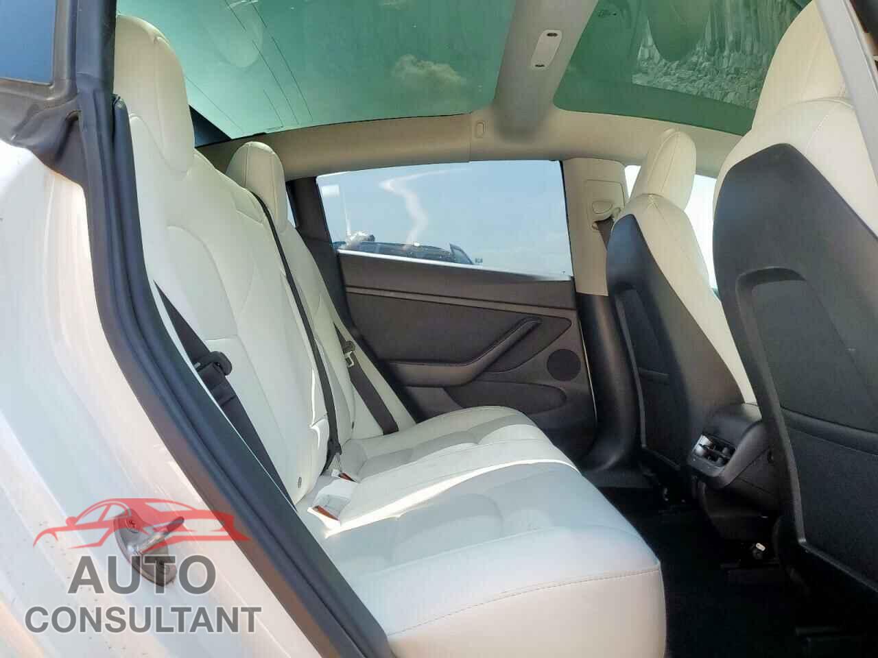 TESLA MODEL 3 2021 - 5YJ3E1EA9MF989879