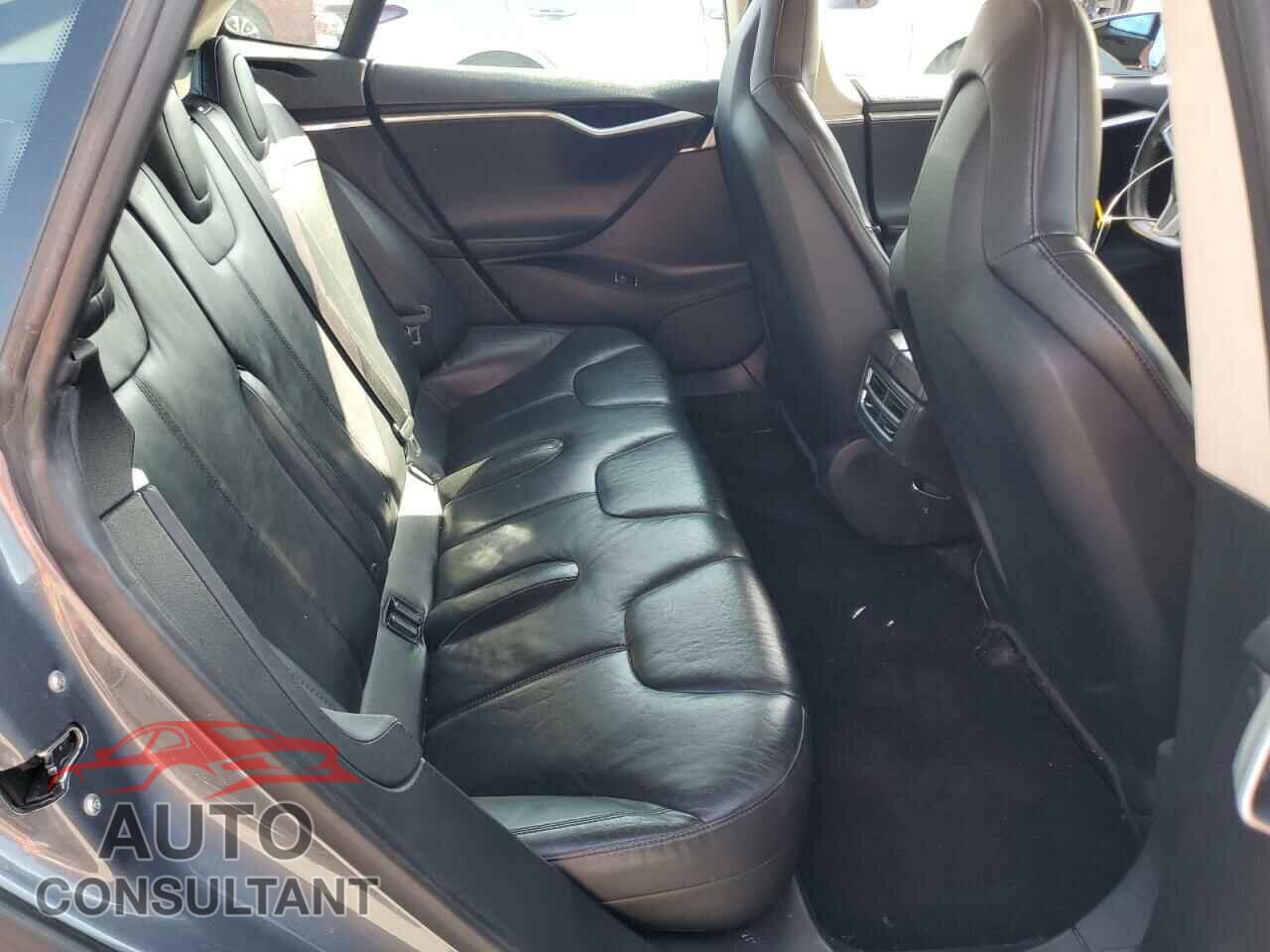 TESLA MODEL S 2013 - 5YJSA1CP9DFP20490