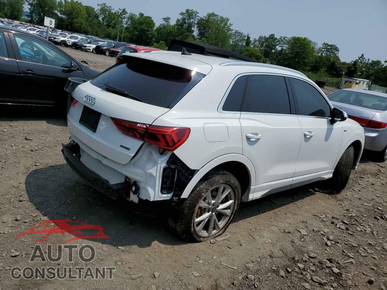 AUDI Q3 2021 - WA1EECF30M1083403
