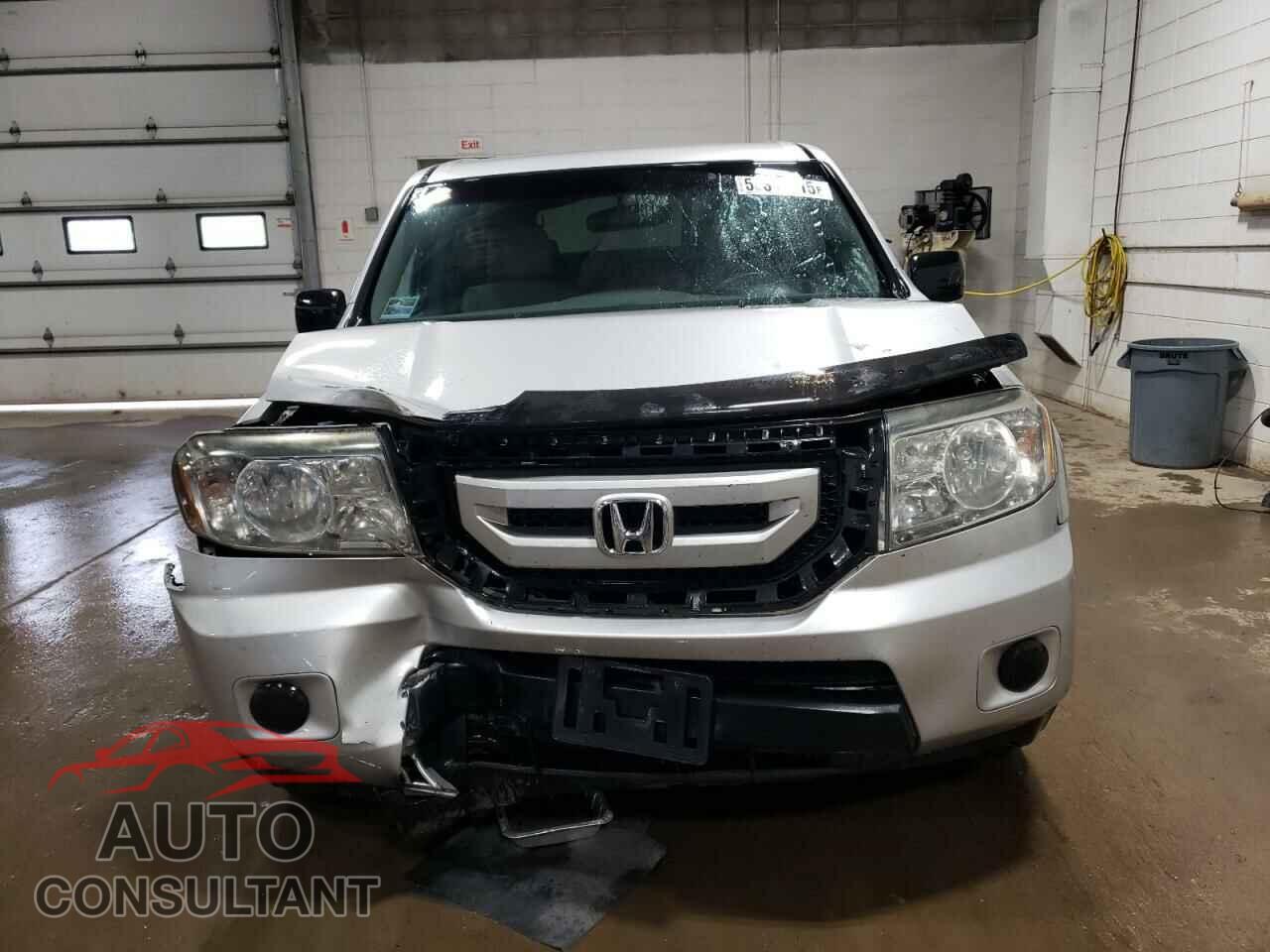 HONDA PILOT 2011 - 5FNYF4H26BB023866