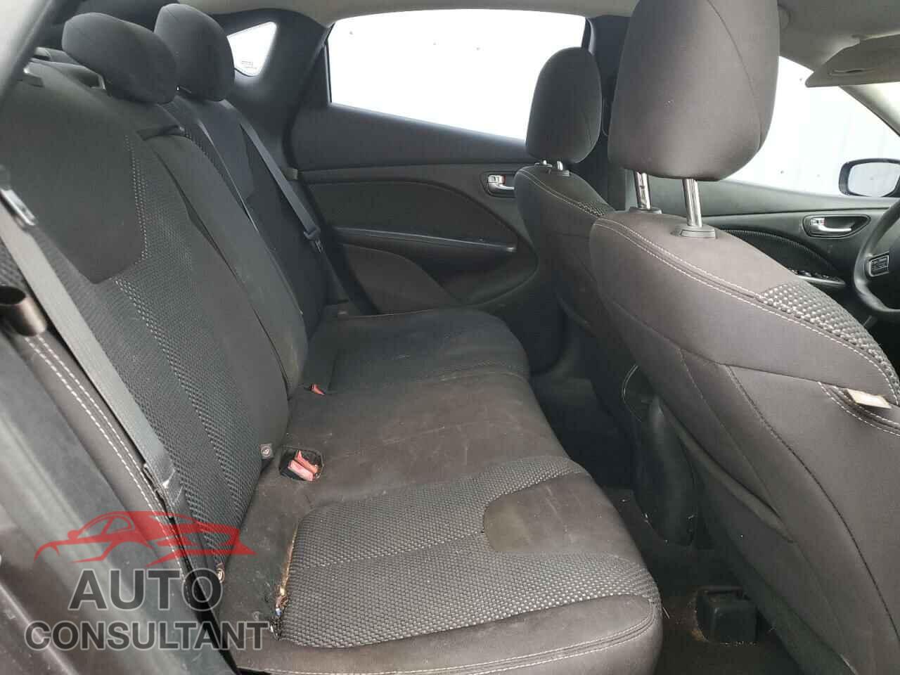 DODGE DART 2015 - 1C3CDFBB6FD180075