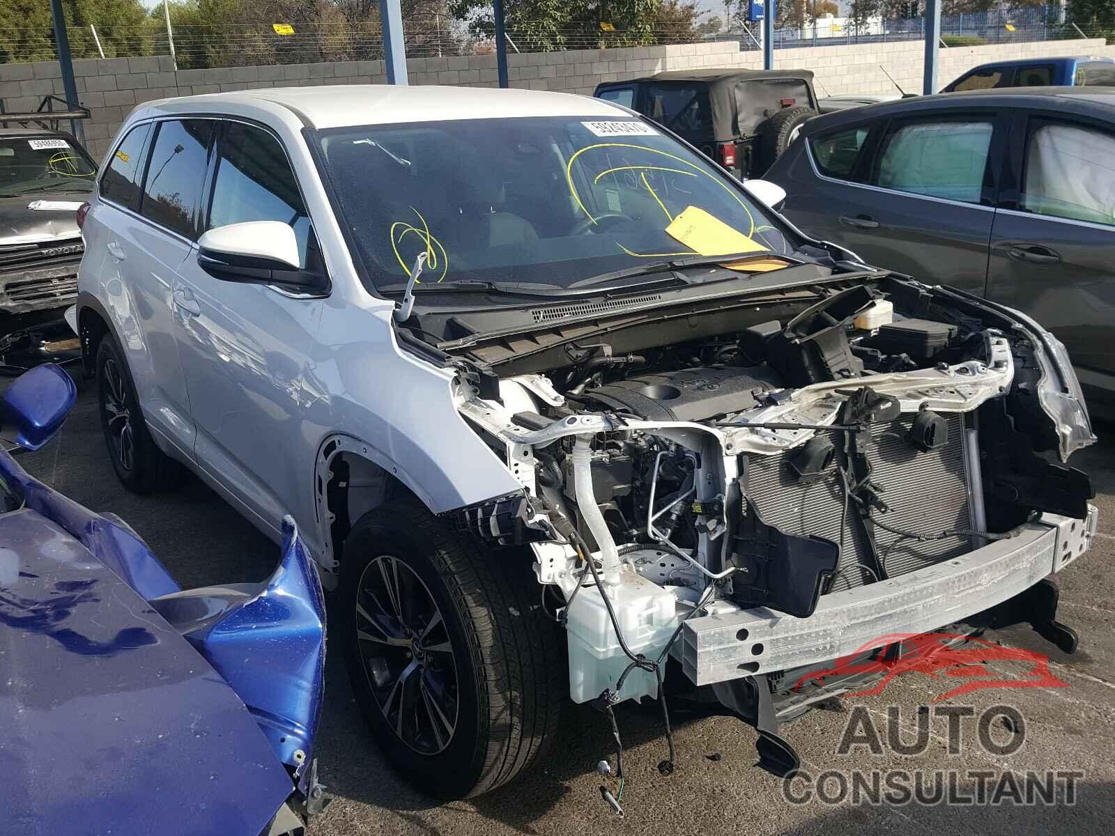 TOYOTA HIGHLANDER 2018 - 5TDZARFH8JS039617