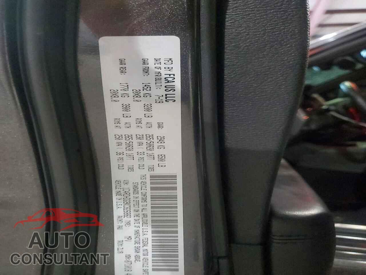 DODGE DURANGO 2019 - 1C4RDHDG9KC826882