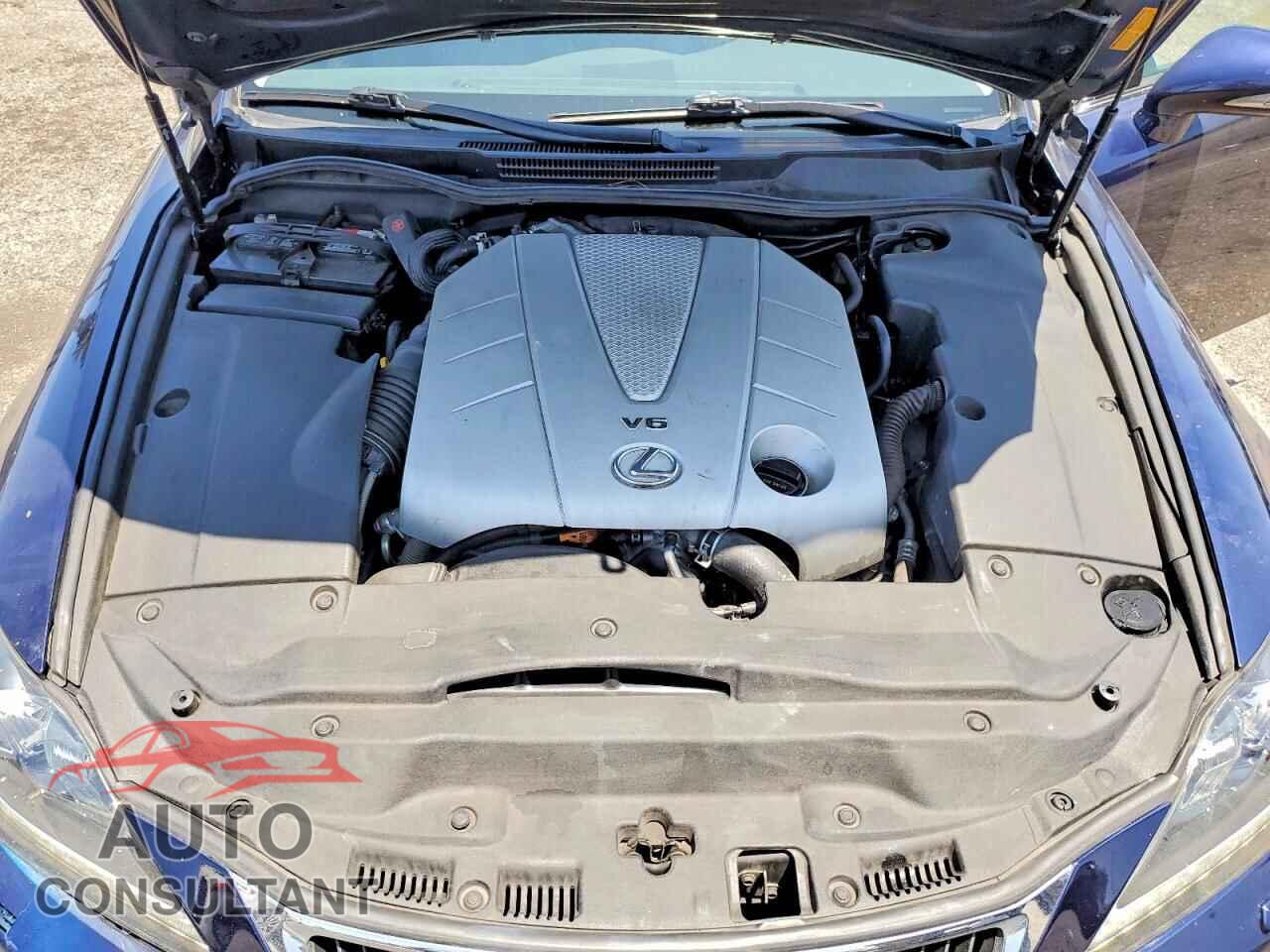 LEXUS IS 2012 - JTHBE5C25C5028645