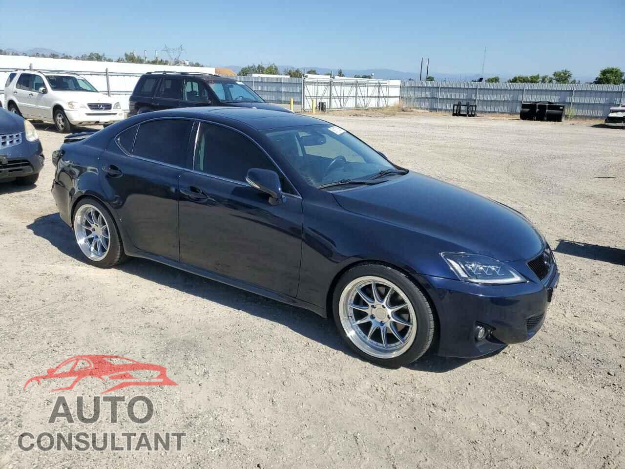 LEXUS IS 2011 - JTHBF5C29B5149755