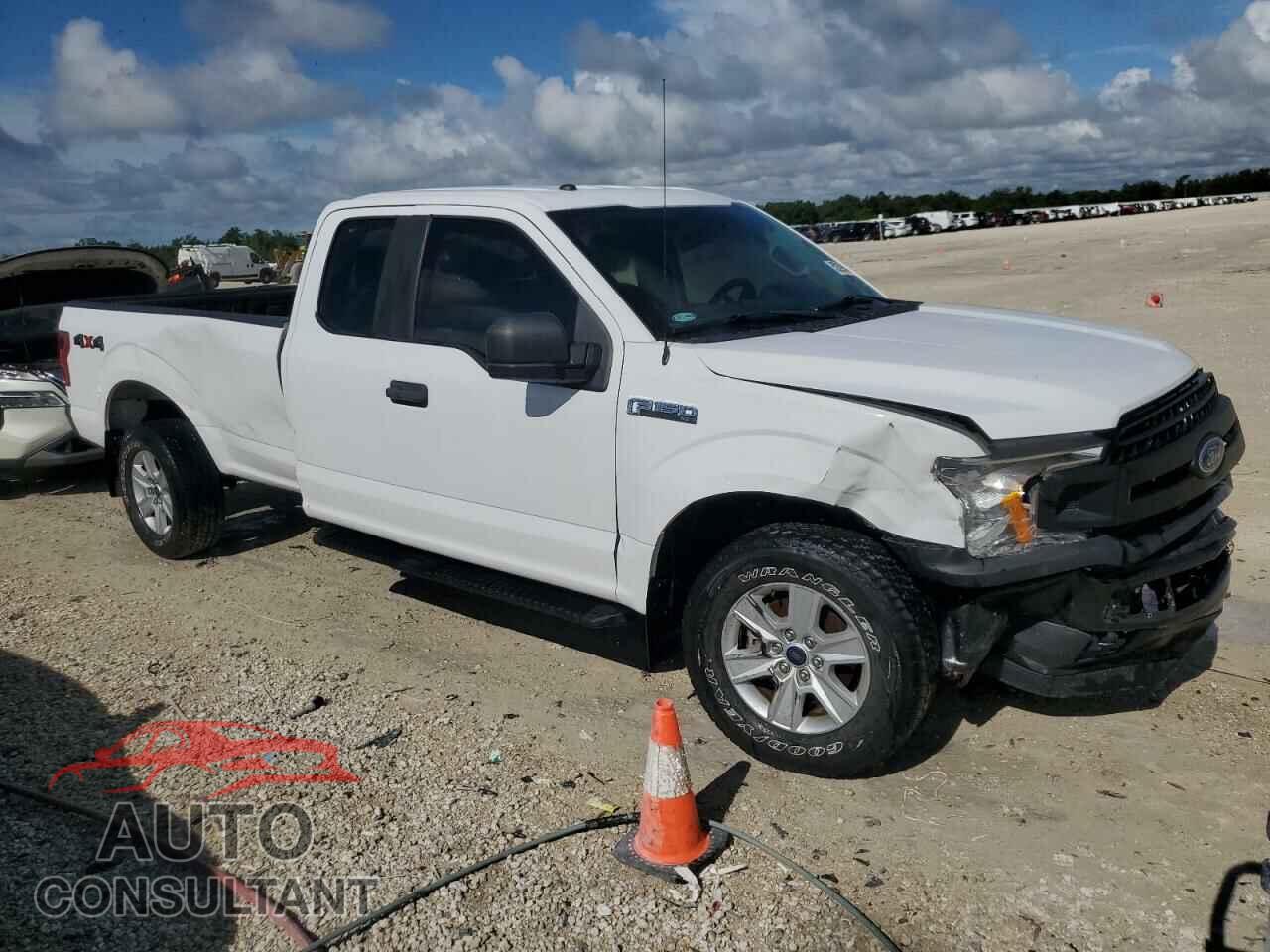 FORD F-150 2018 - 1FTFX1E52JKD29367